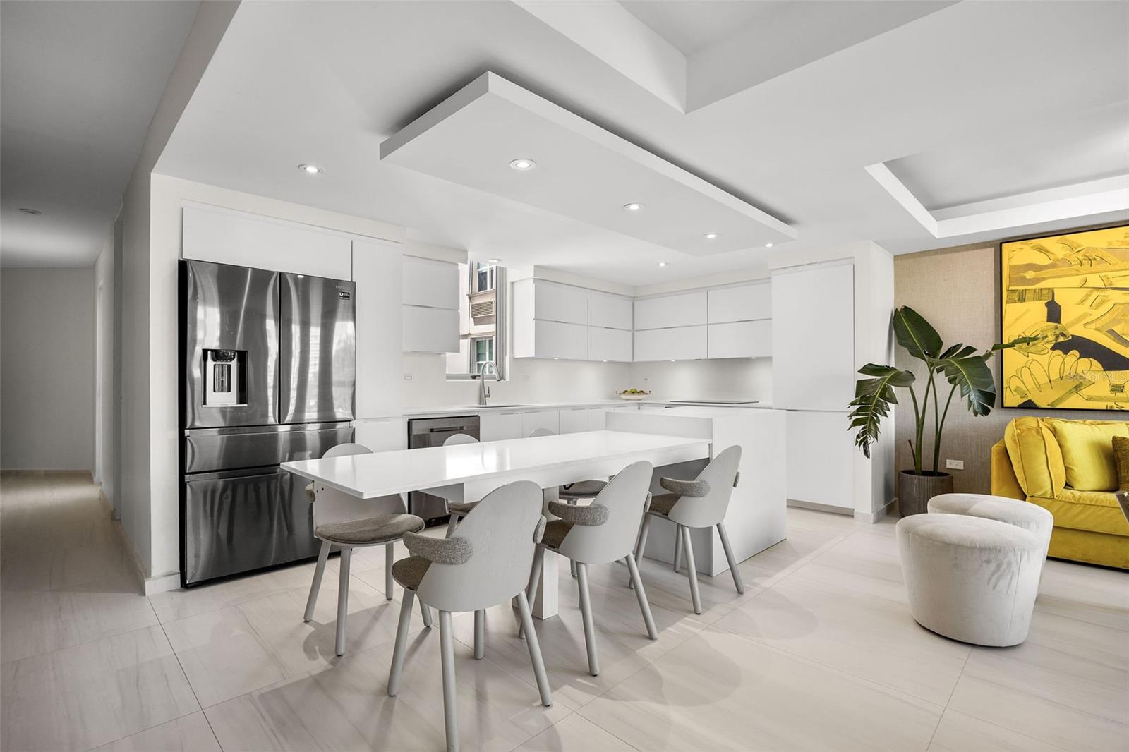 COSTA CONDADO - Residential