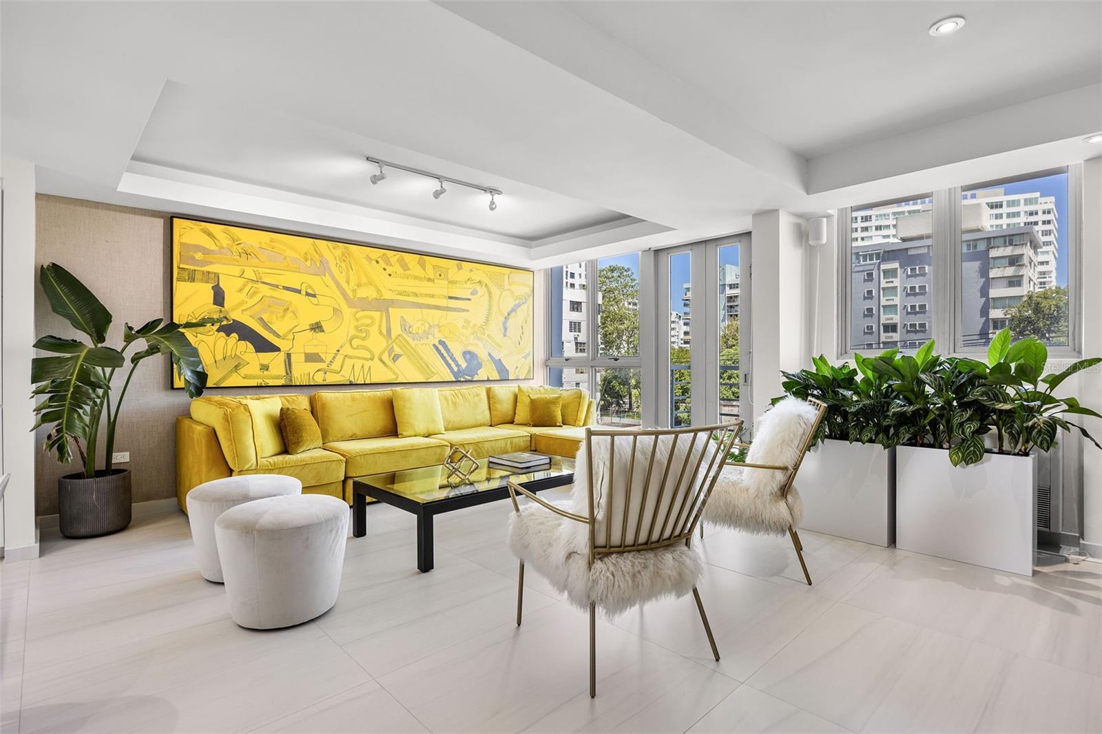 COSTA CONDADO - Residential