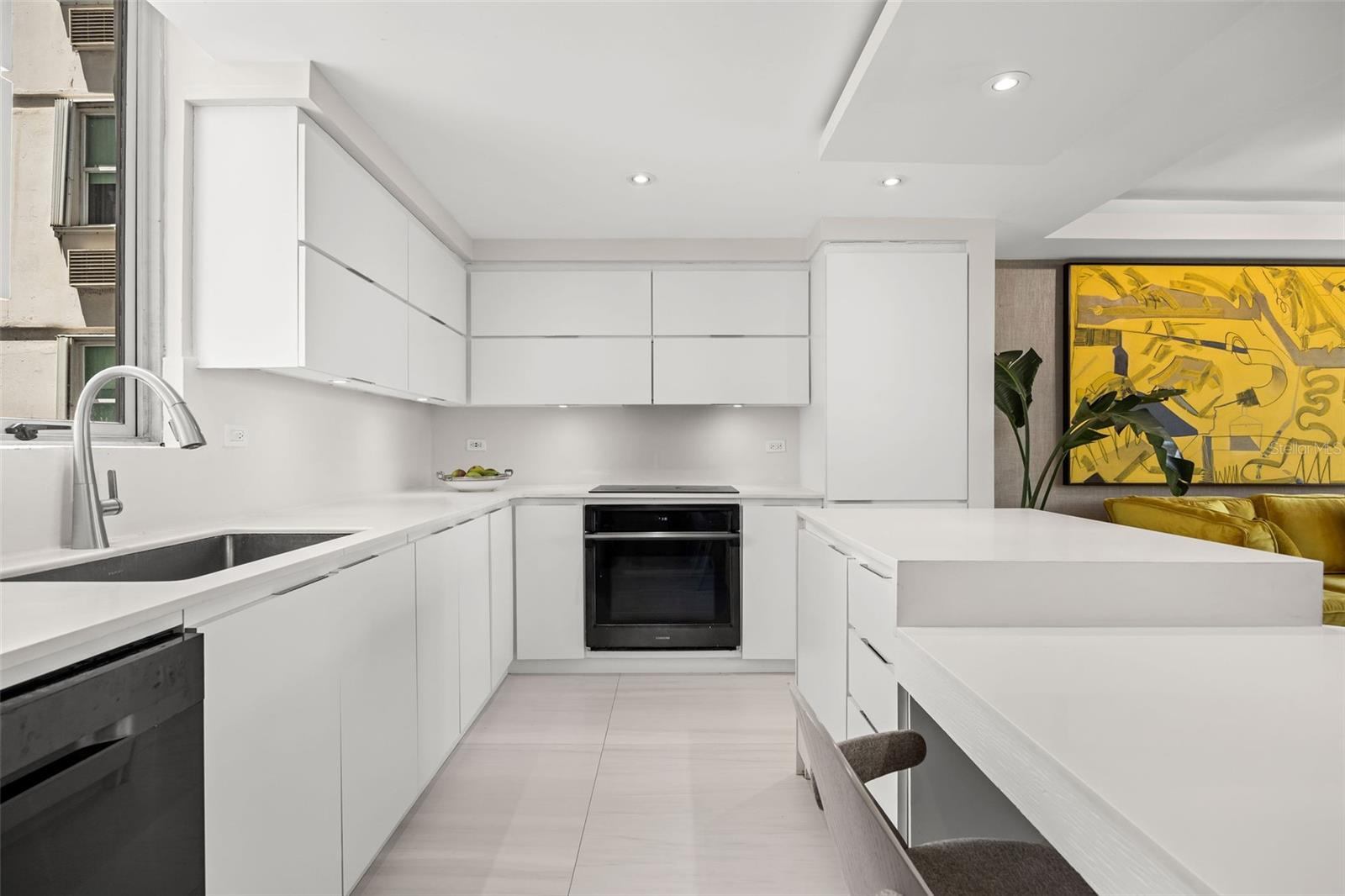 COSTA CONDADO - Residential