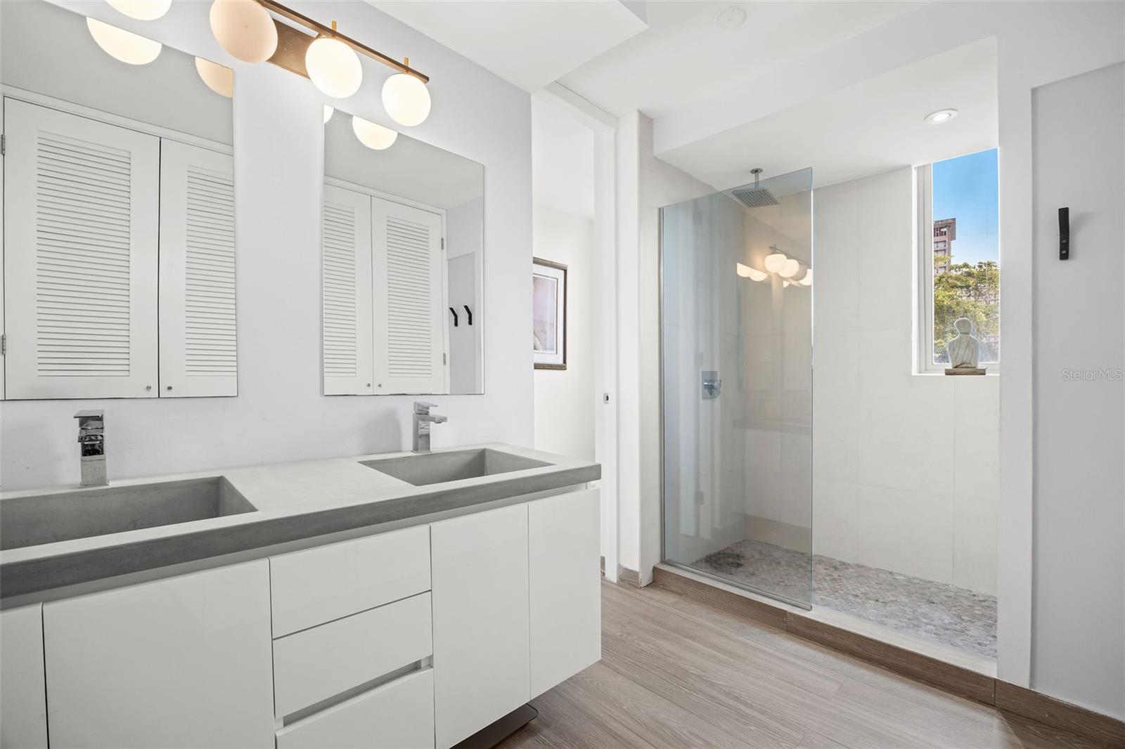 COSTA CONDADO - Residential