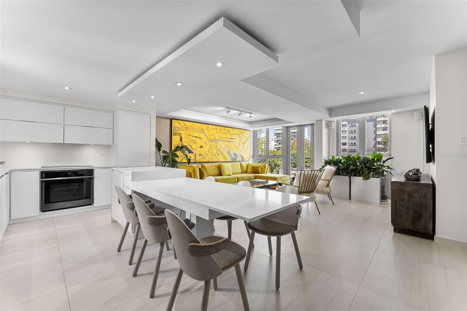 COSTA CONDADO - Residential