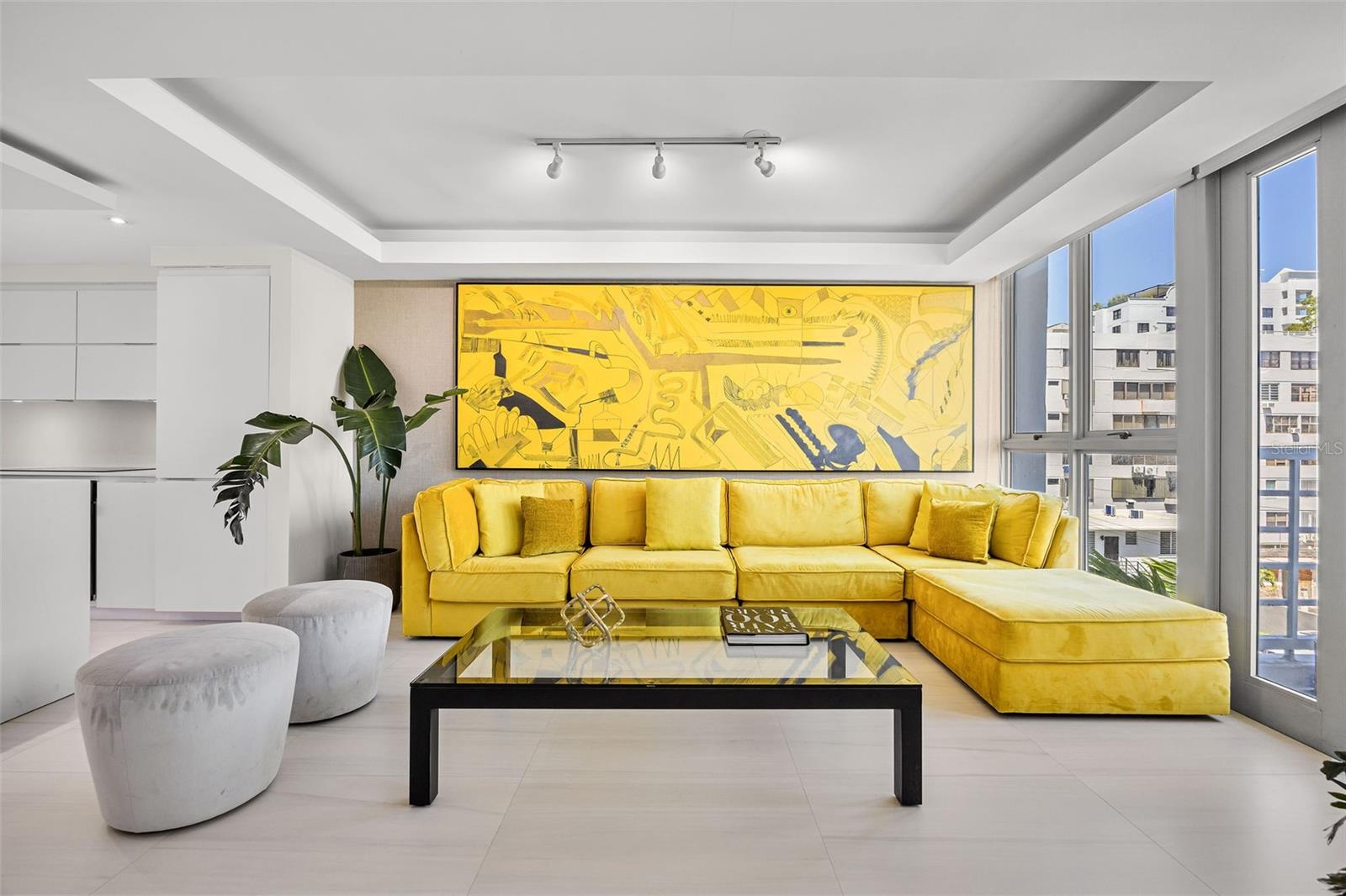 COSTA CONDADO - Residential