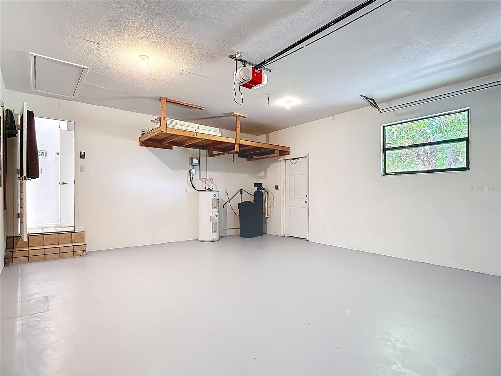 TROP G A - Residential