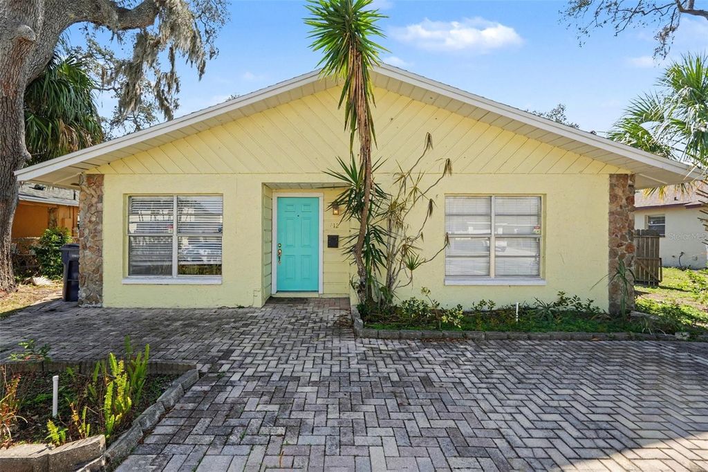Photo of 412 W Idlewild Avenue, Tampa, FL 33604 (MLS # TB8507495)