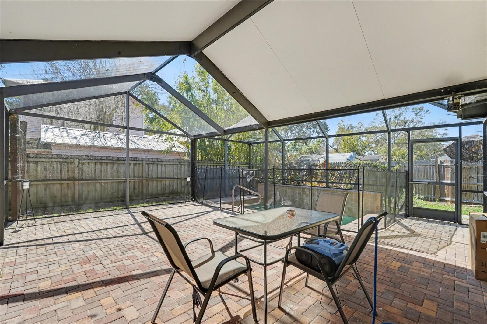 SHAWS H W - Residential
