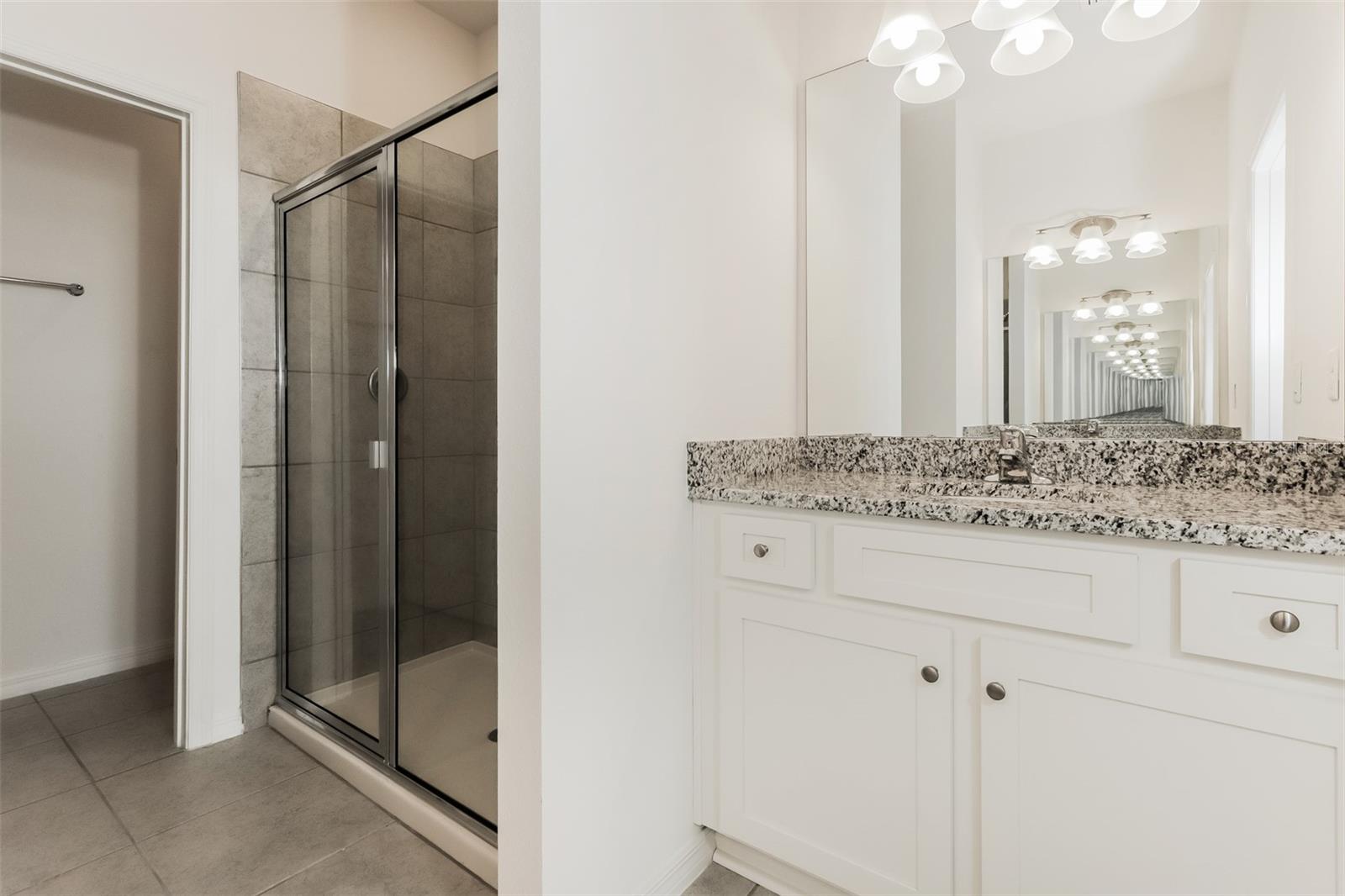 WINDSOR RESERVE PH 1 - Residential Lease