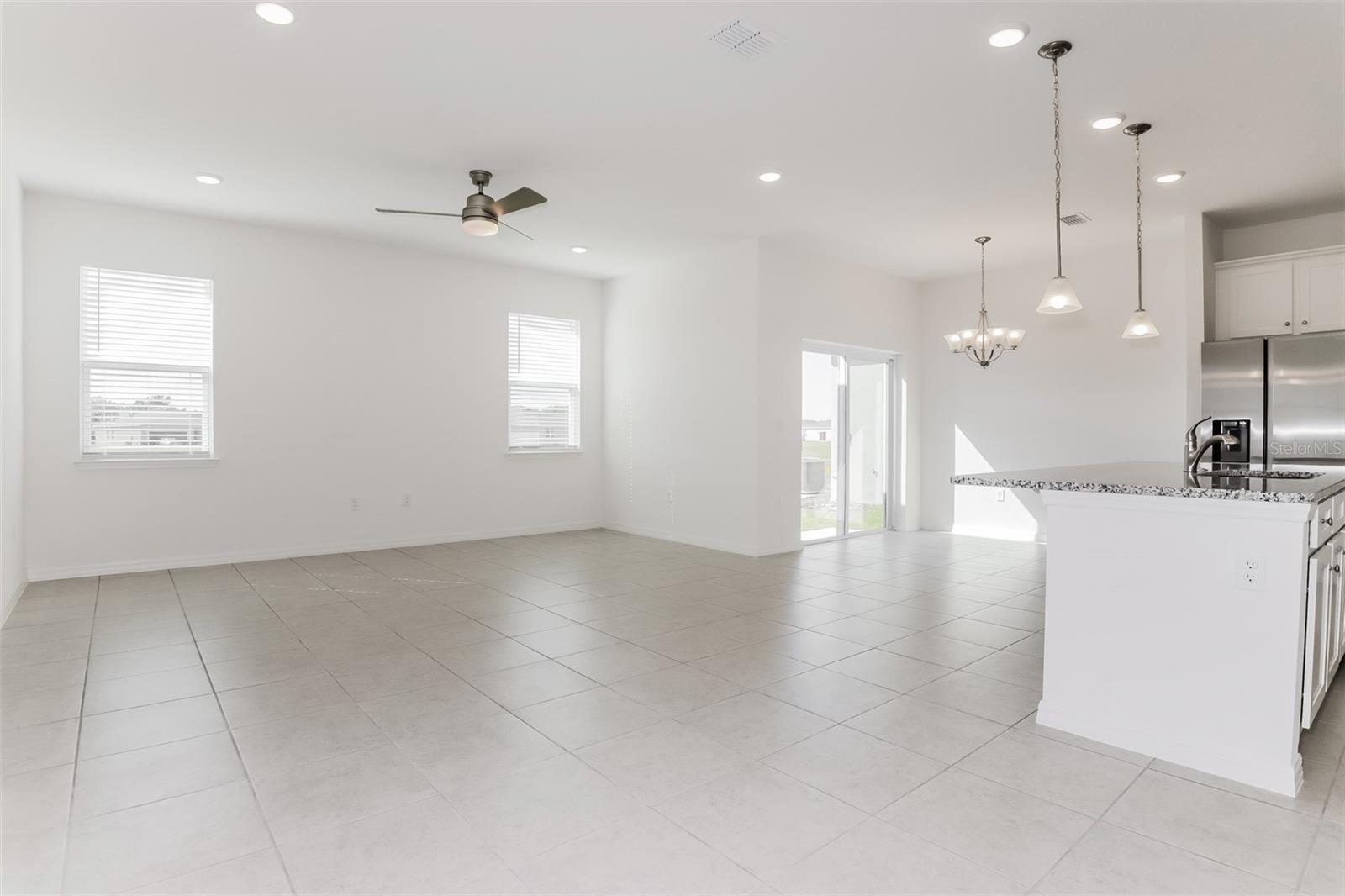 WINDSOR RESERVE PH 1 - Residential Lease