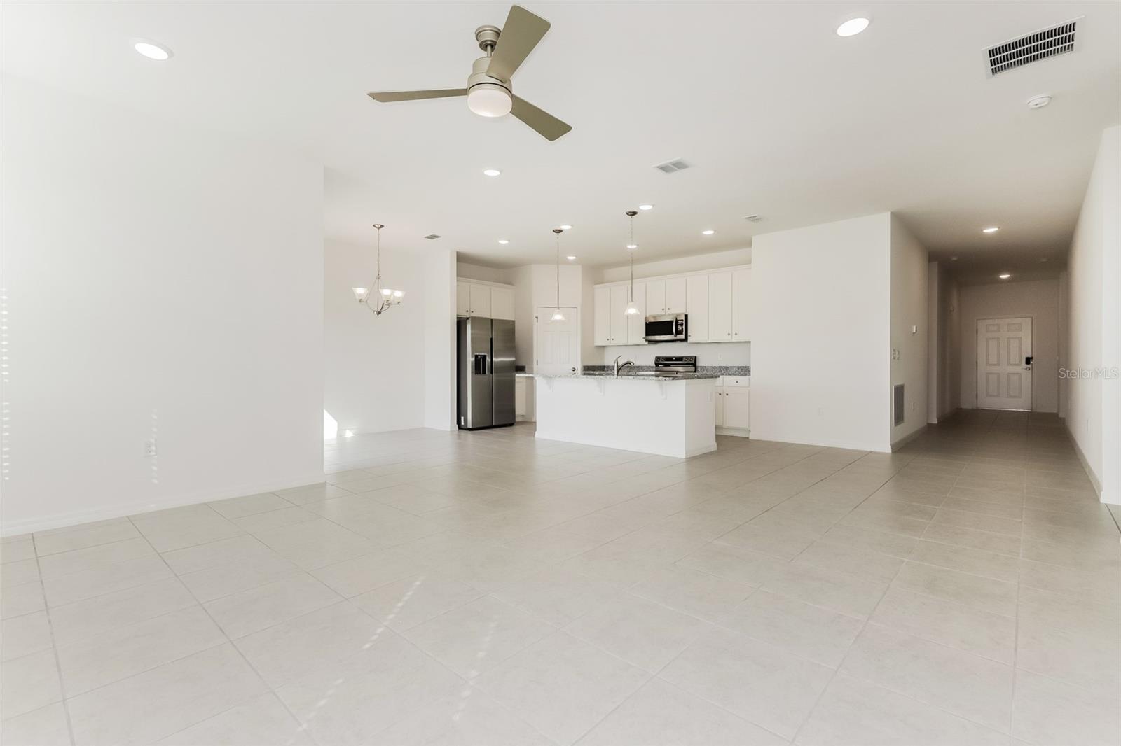 WINDSOR RESERVE PH 1 - Residential Lease