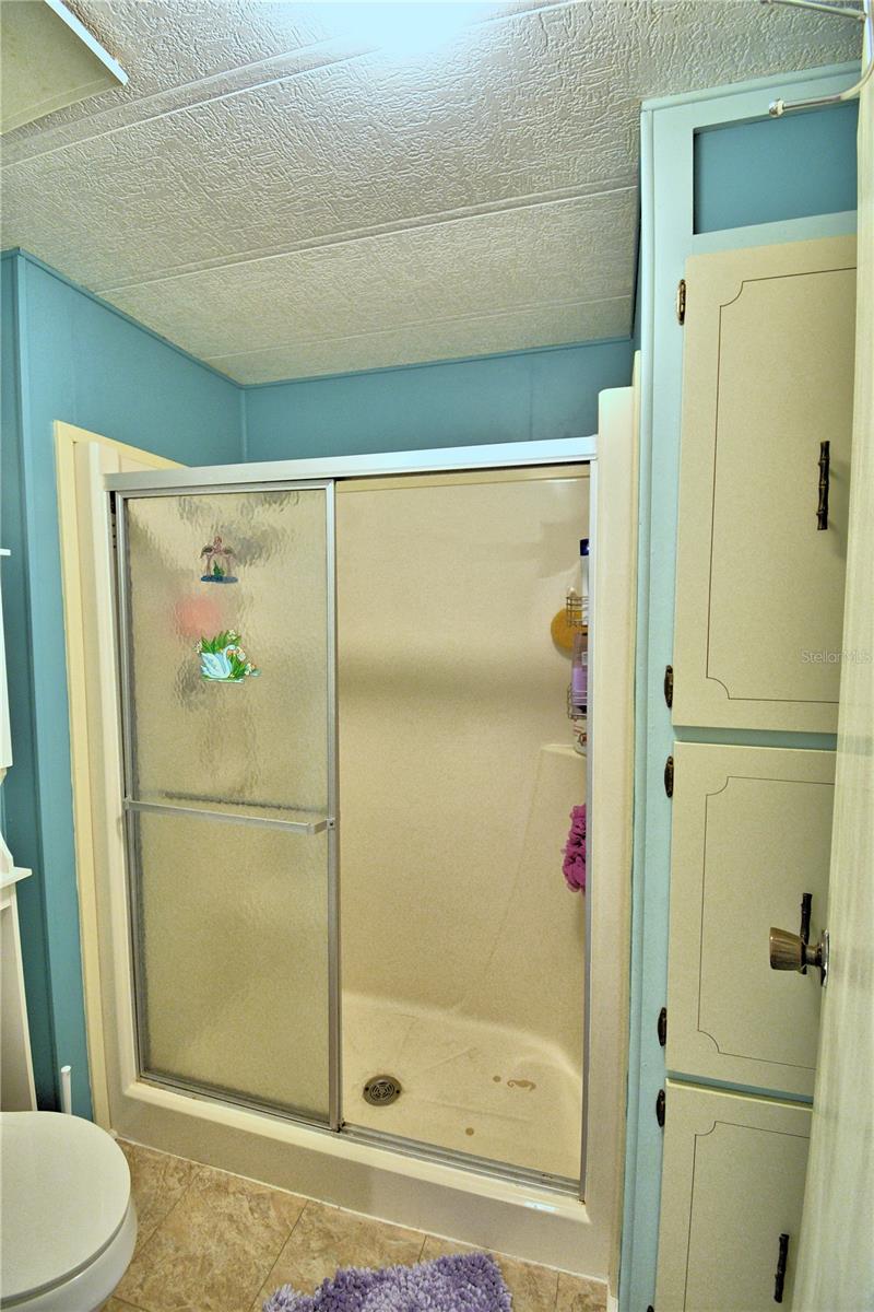 OAKWOOD ESTATES - Residential