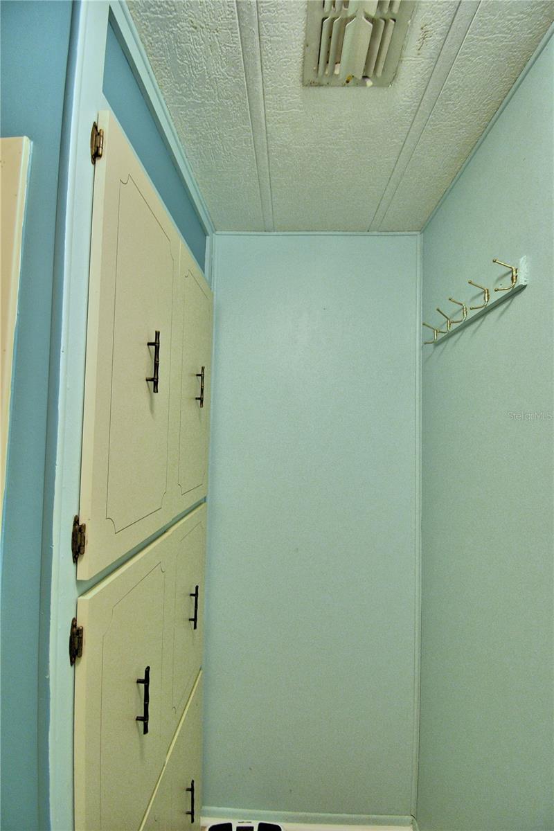 OAKWOOD ESTATES - Residential