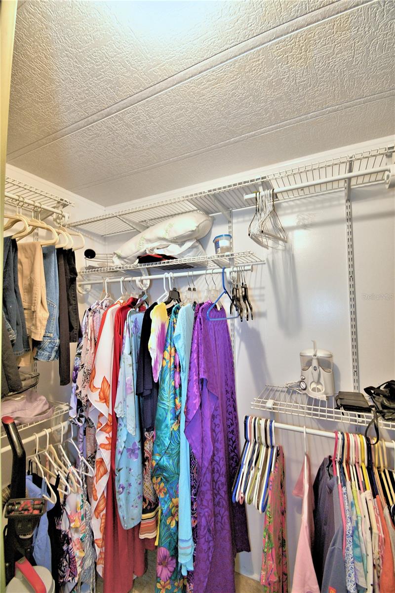 OAKWOOD ESTATES - Residential