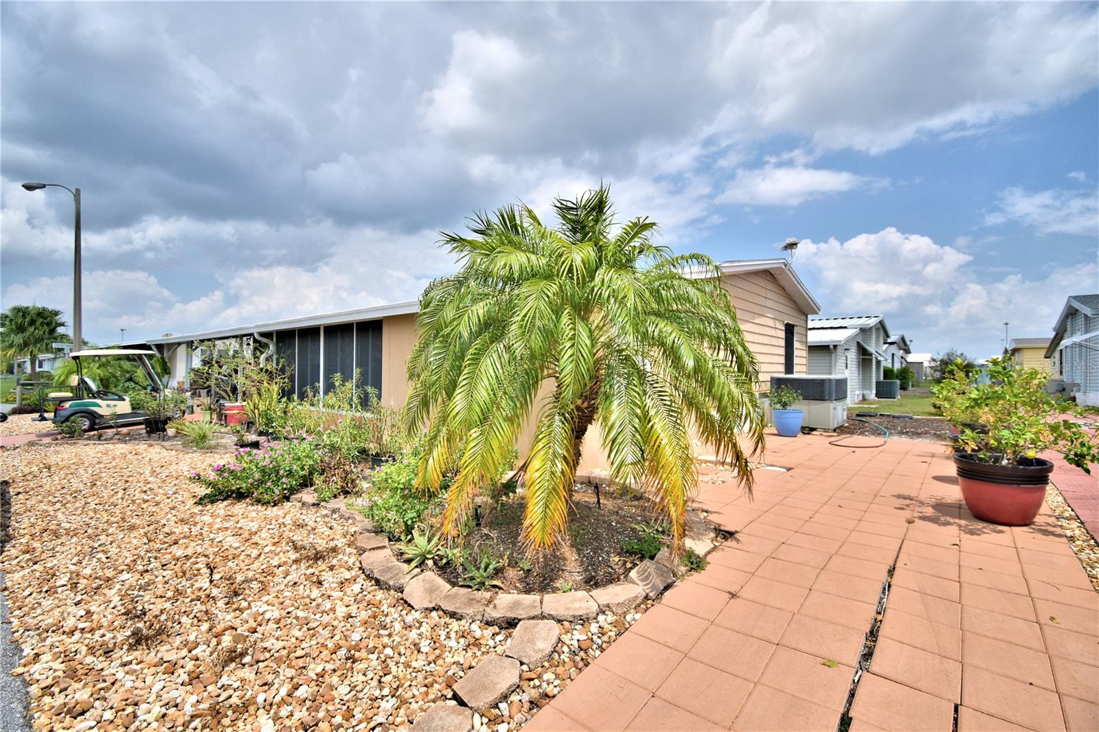 OAKWOOD ESTATES - Residential