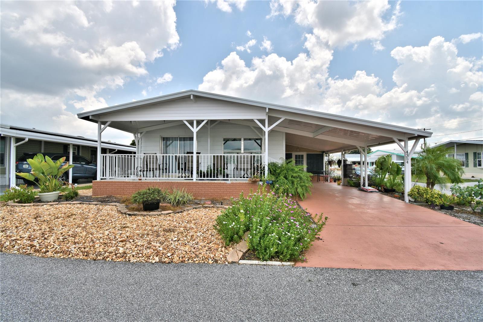 OAKWOOD ESTATES - Residential