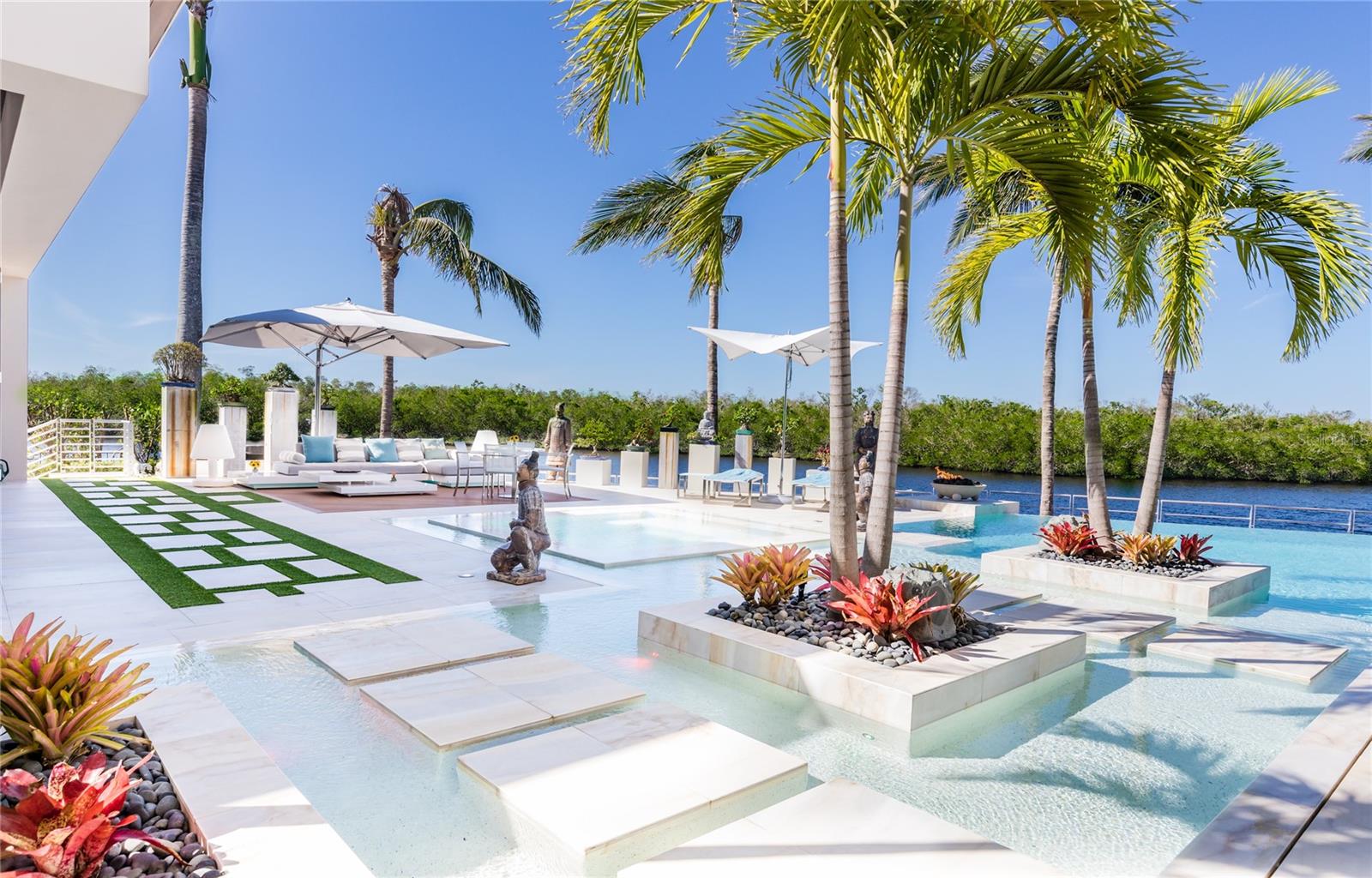 DEEP LAGOON ESTATES - Residential