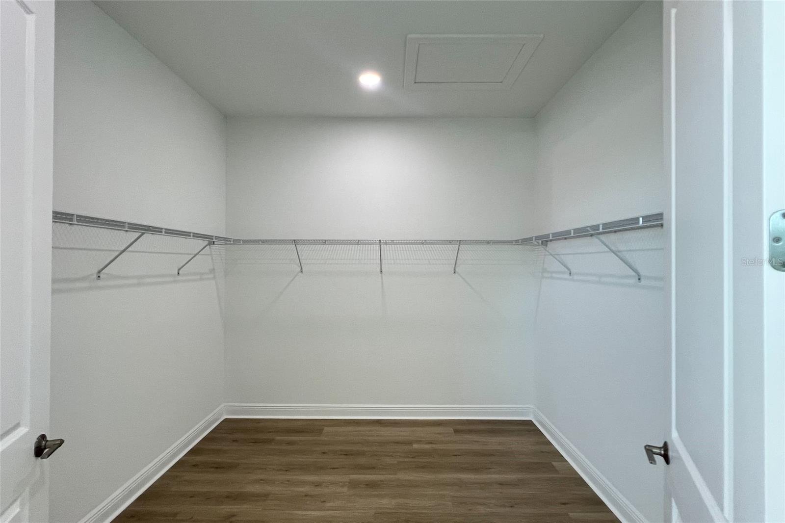 PALMERA AT WELLEN PARK - Residential