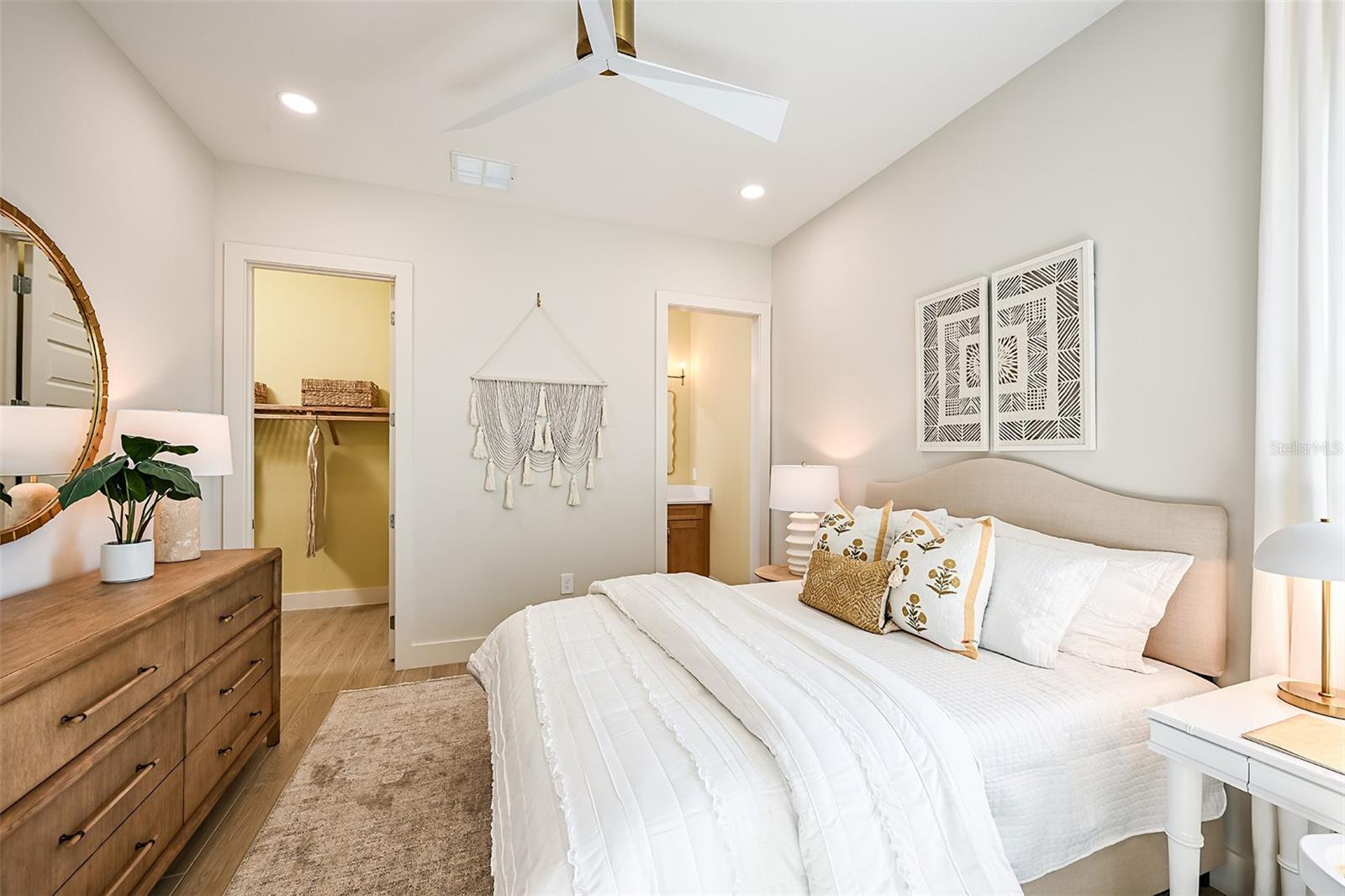 PALMERA AT WELLEN PARK - Residential