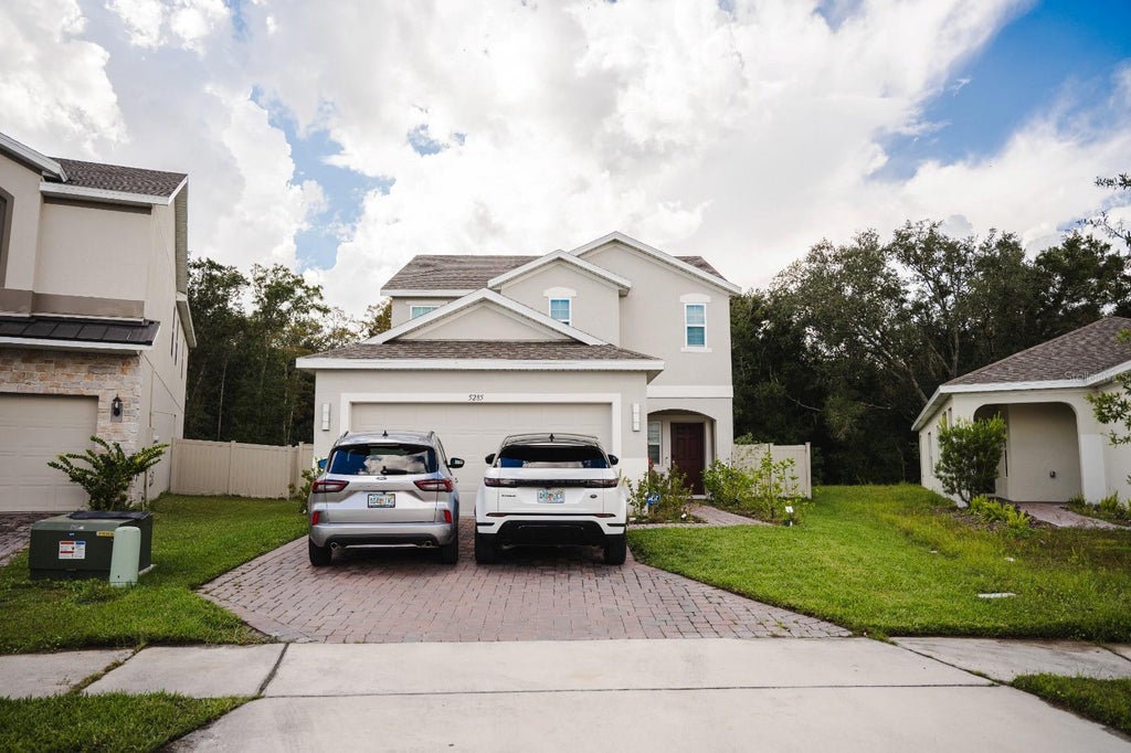 Photo of 5285 Royal Point Avenue, Kissimmee, FL 34746 (MLS # O6442495)