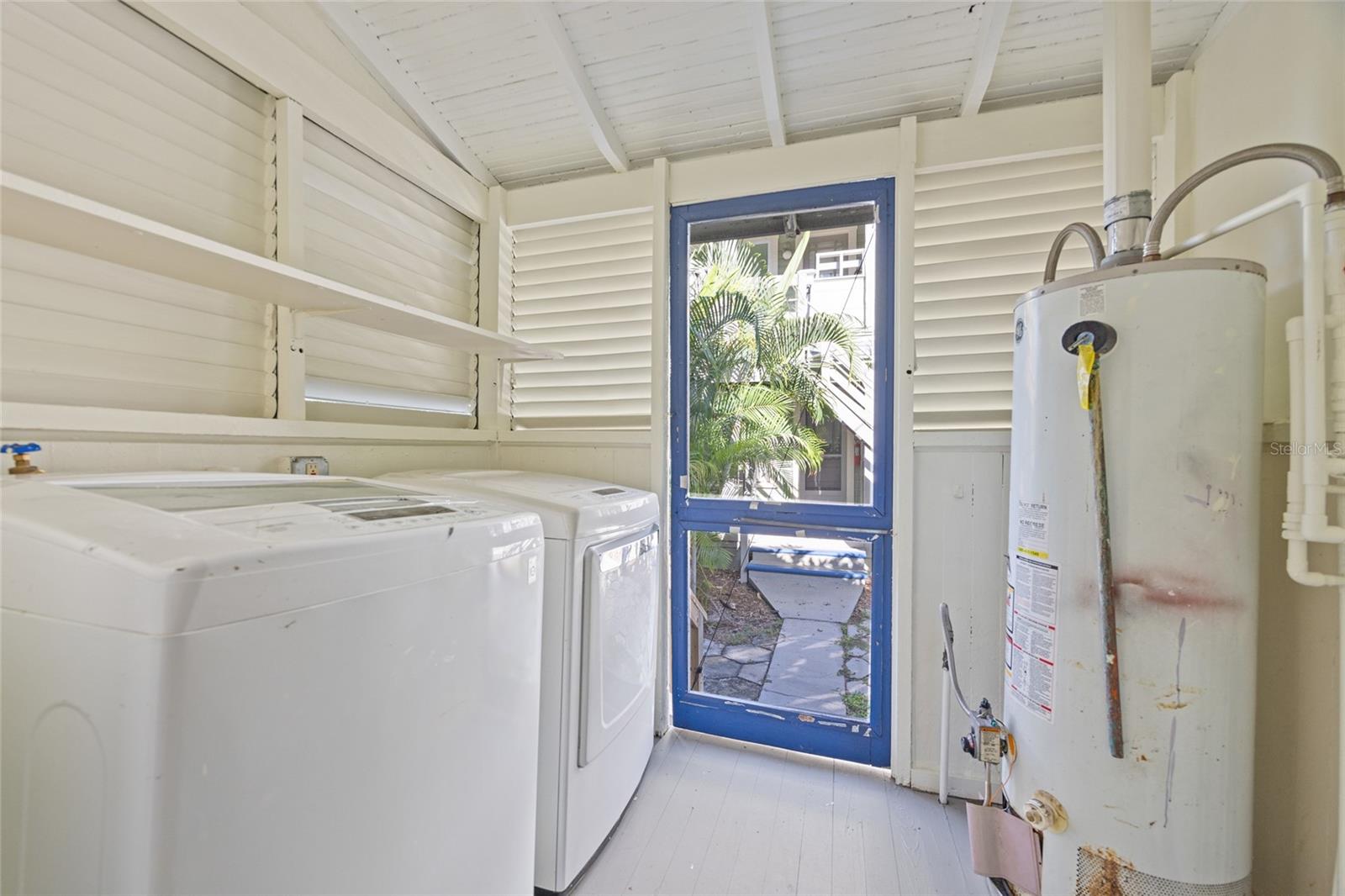 KINYON & WOODS ADD - Residential Income