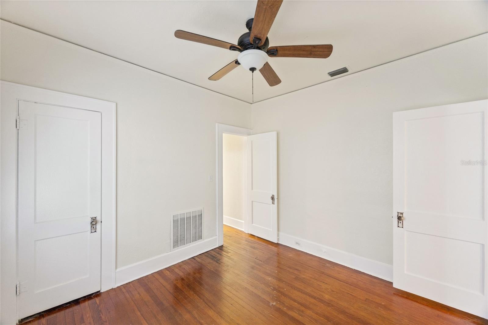 KINYON & WOODS ADD - Residential Income