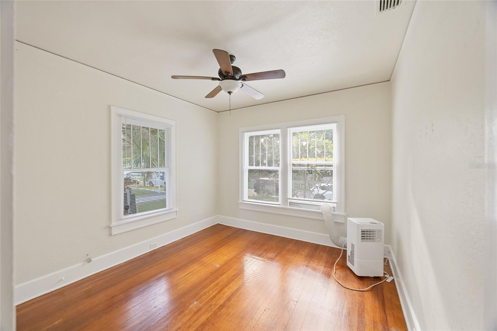 KINYON & WOODS ADD - Residential Income