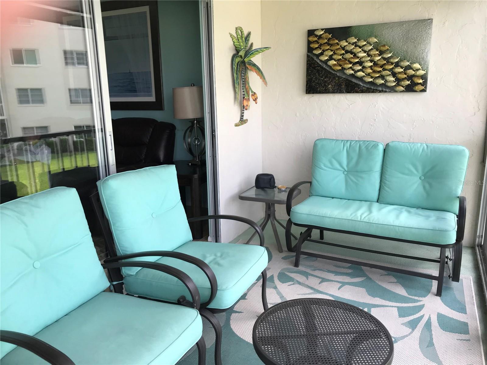 RIVER OAKS APTS SEC A - Residential Lease