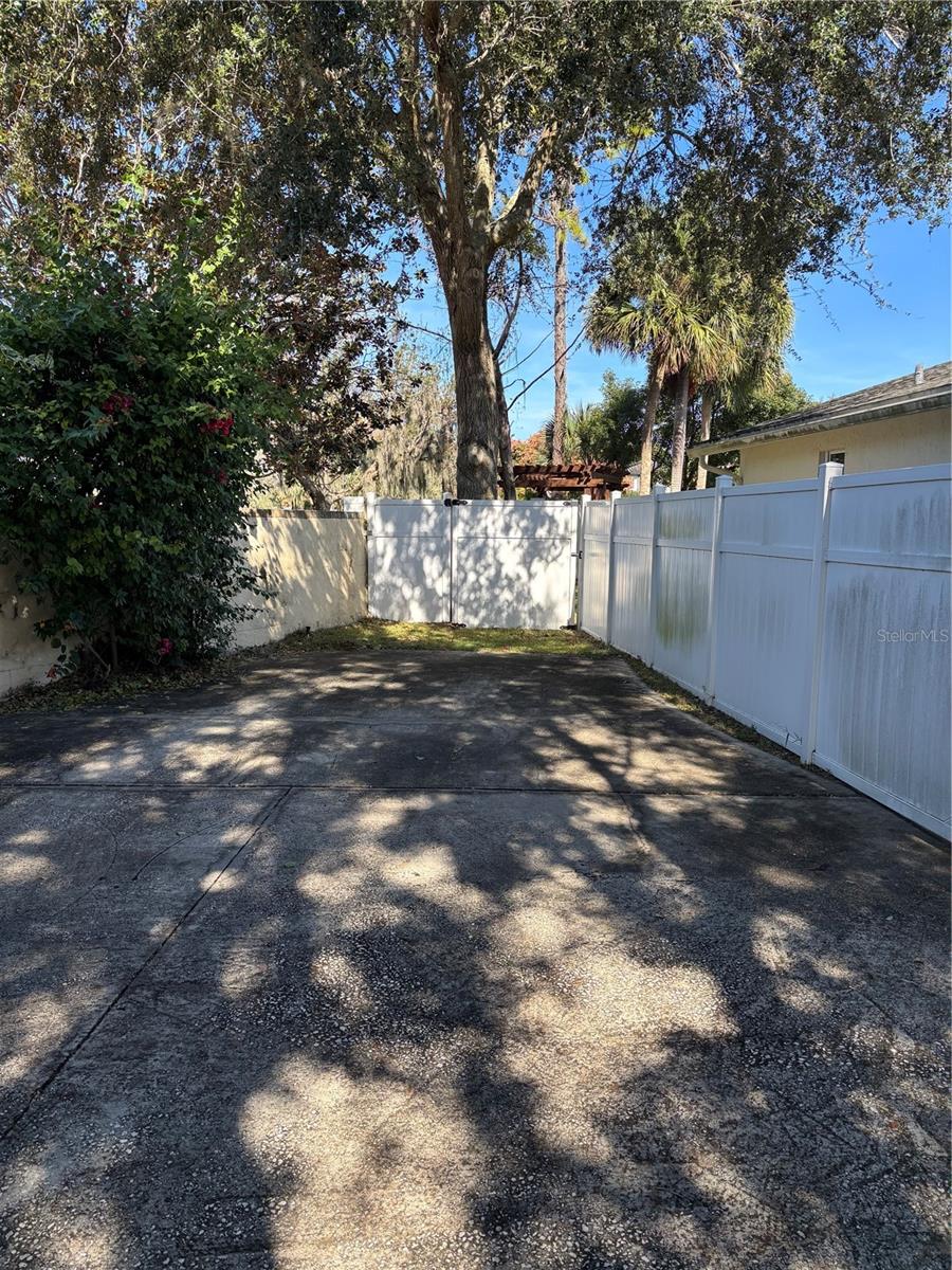 BAY COVE ESTATES - Residential