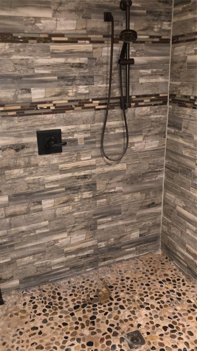 BAY COVE ESTATES - Residential