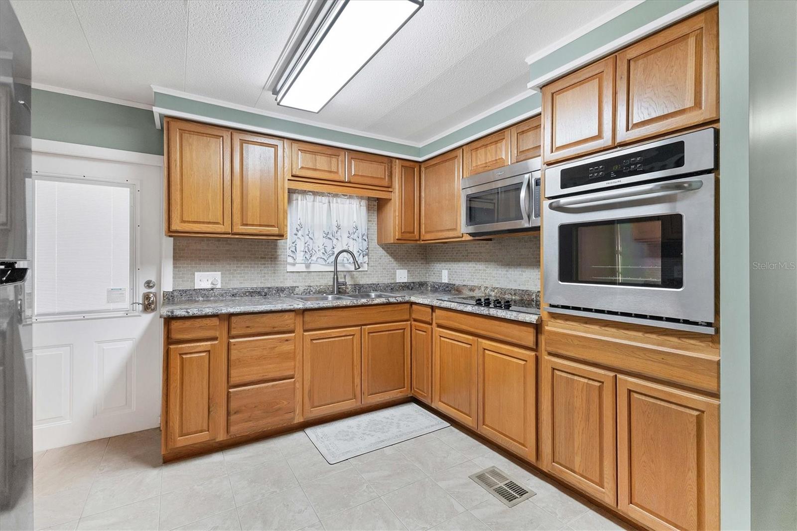 TIDEVUE ESTATES FIRST ADD - Residential