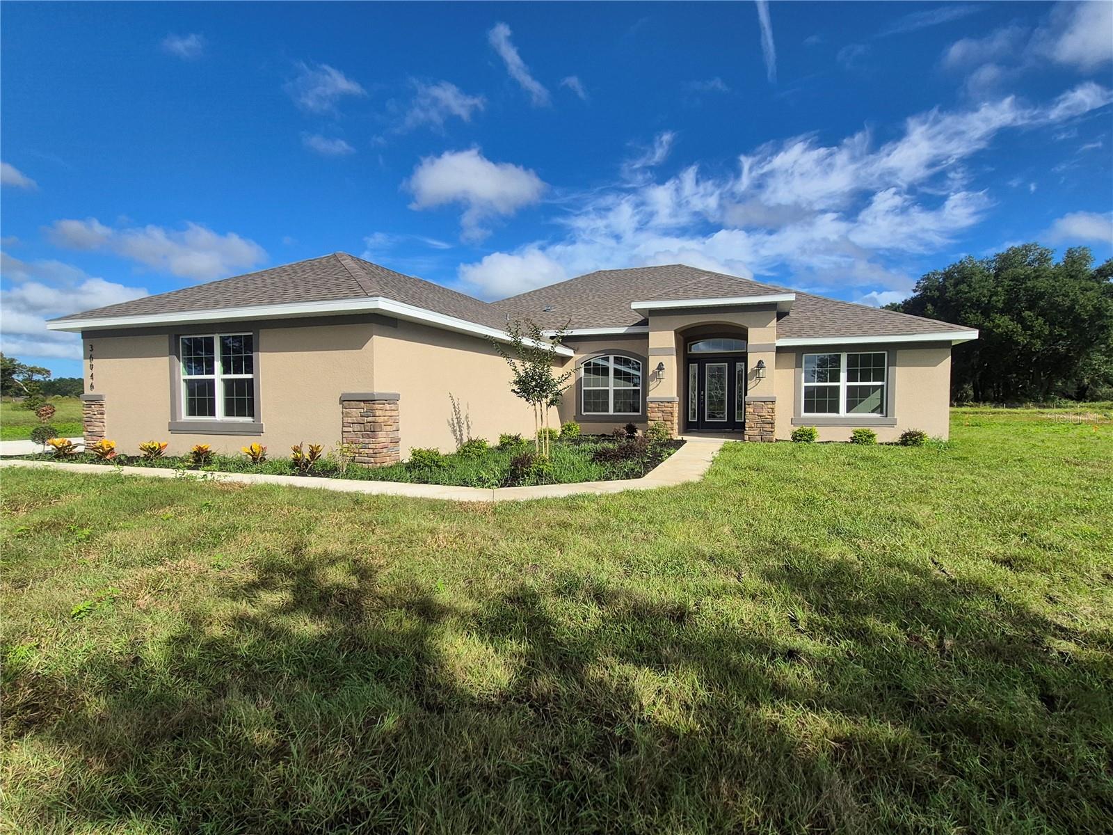 HILL COUNTRY ESTATES - Residential