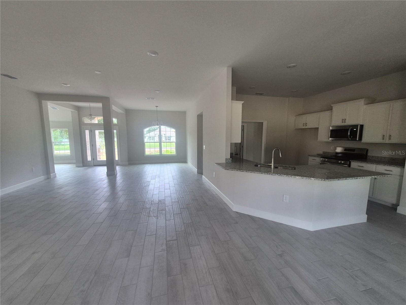 HILL COUNTRY ESTATES - Residential
