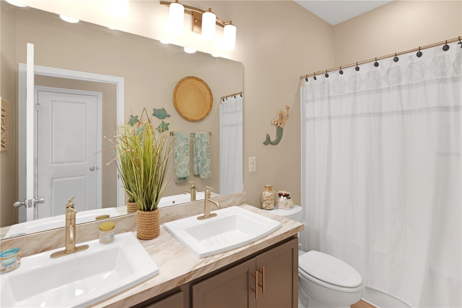 NORTH RIVER RANCH PH IB & ID EAST - Residential