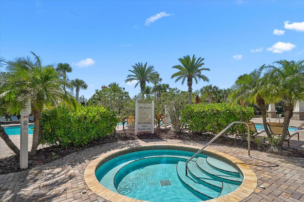 ARBOR LAKES ON PALMER RANCH - Residential