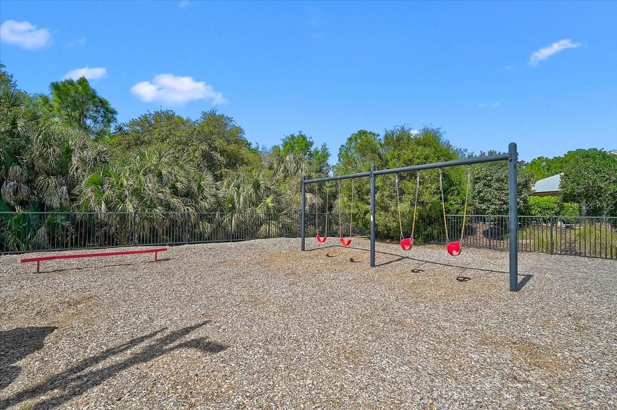 ARBOR LAKES ON PALMER RANCH - Residential