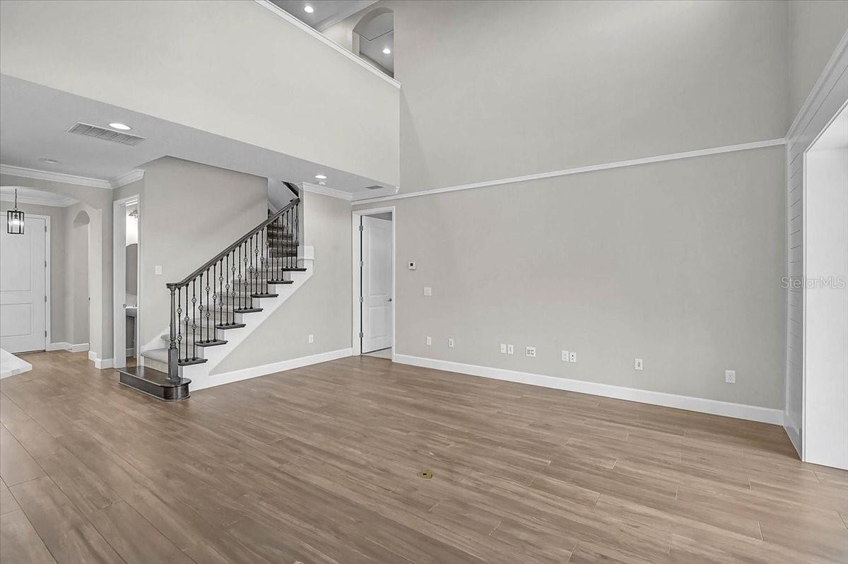 ARBOR LAKES ON PALMER RANCH - Residential