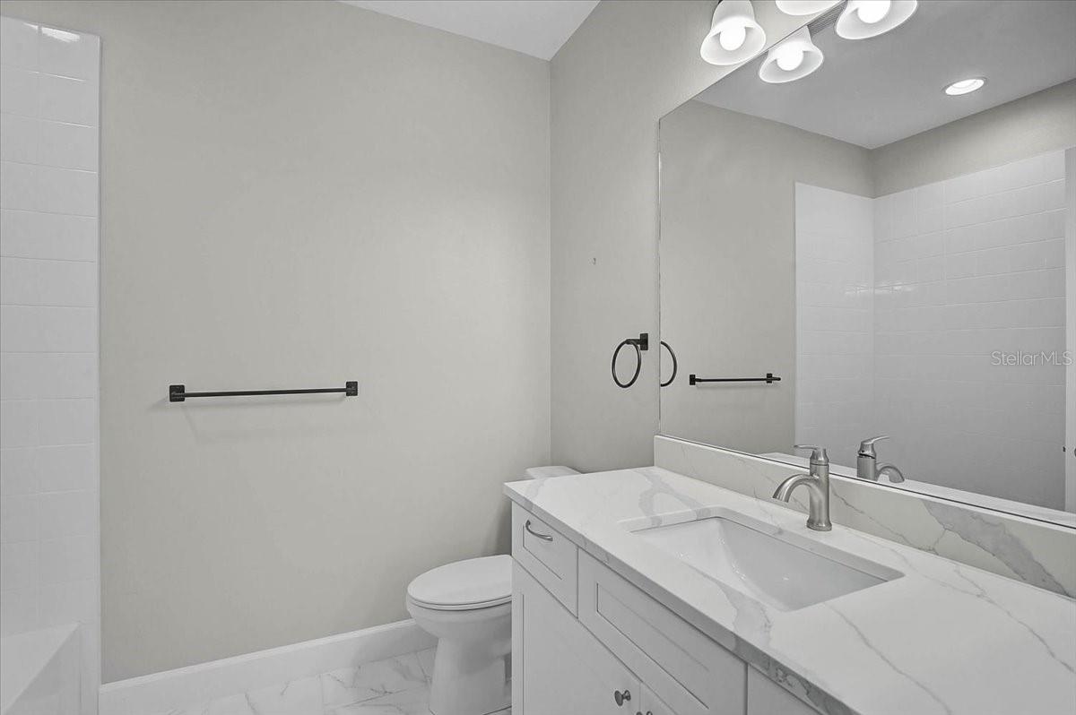 ARBOR LAKES ON PALMER RANCH - Residential