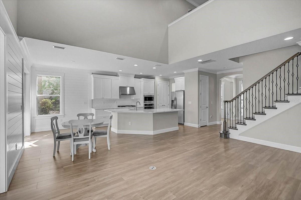 ARBOR LAKES ON PALMER RANCH - Residential