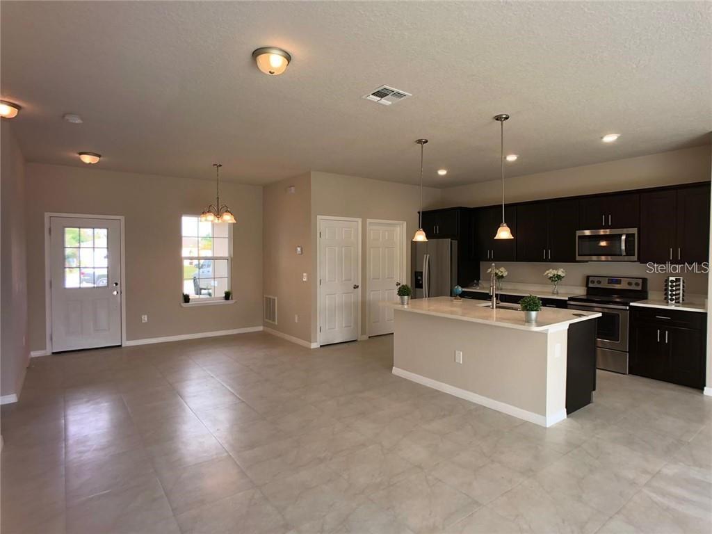 POINCIANA NBRHD 04 VILLAGE 07 - Residential Lease