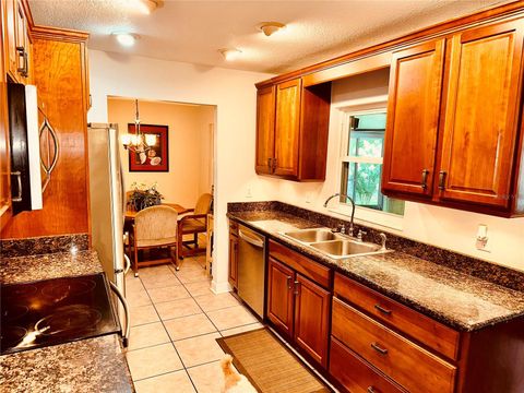 Single Family Residence in ALTAMONTE SPRINGS FL 580 ORANGE STREET 5.jpg