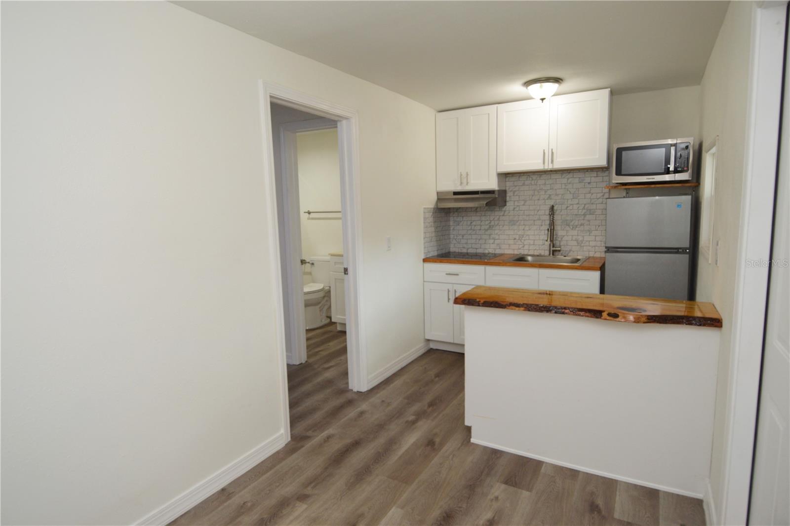 GOLFLAND OF TAMPAS NORTH SIDE - Residential Lease