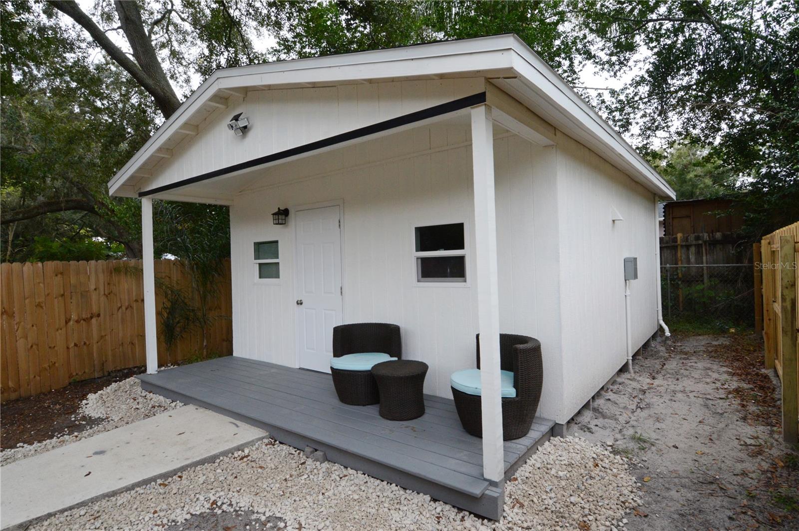 GOLFLAND OF TAMPAS NORTH SIDE - Residential Lease