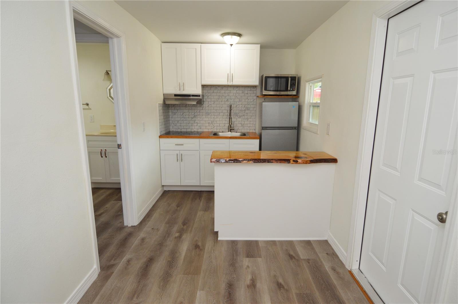 GOLFLAND OF TAMPAS NORTH SIDE - Residential Lease