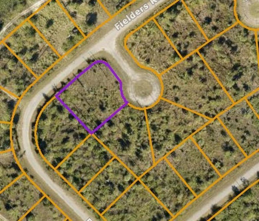 Location! Location! Location! Beautiful parcel of land in a Cul de sac waiting for you to build your dream home. Minutes from the I75. Please verify all information. Measurements are estimates. Irregular shaped lot. All offers are welcomed
