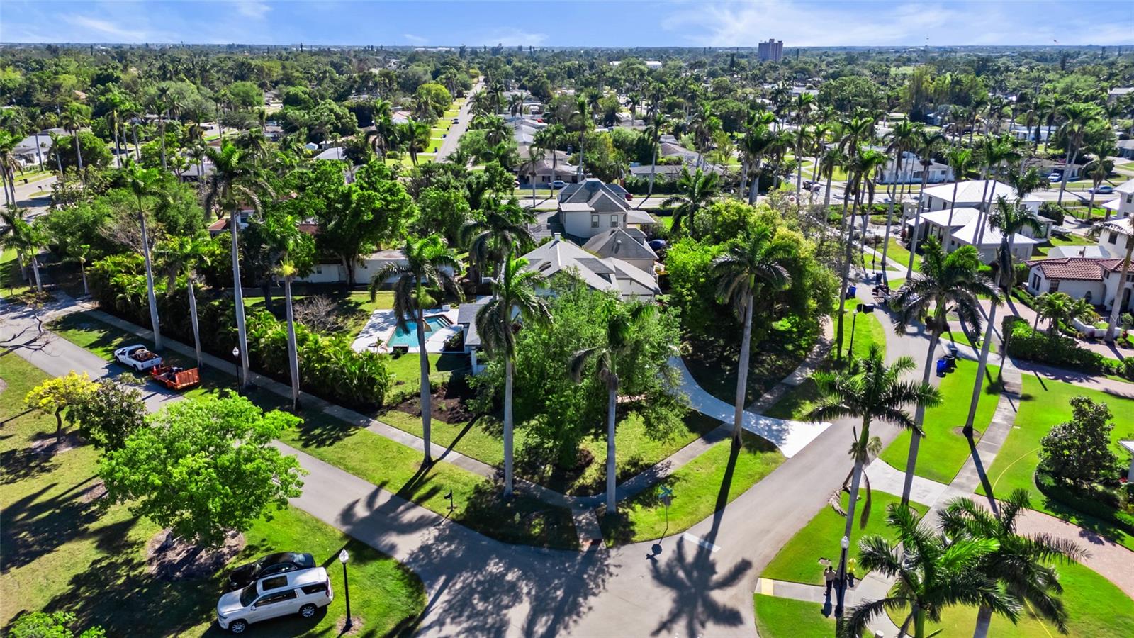 3235 AVOCADO DRIVE