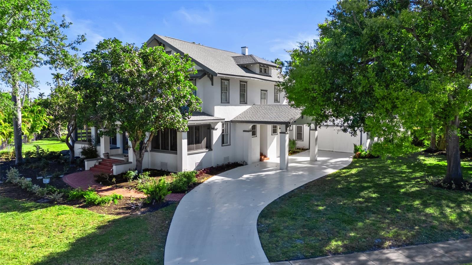 3235 AVOCADO DRIVE