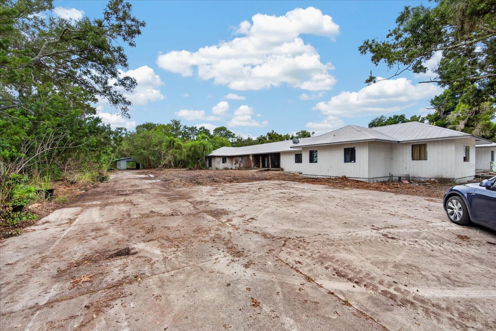 2140 DESOTO ROAD, SARASOTA, FL, 34234 4 2140 DESOTO ROAD