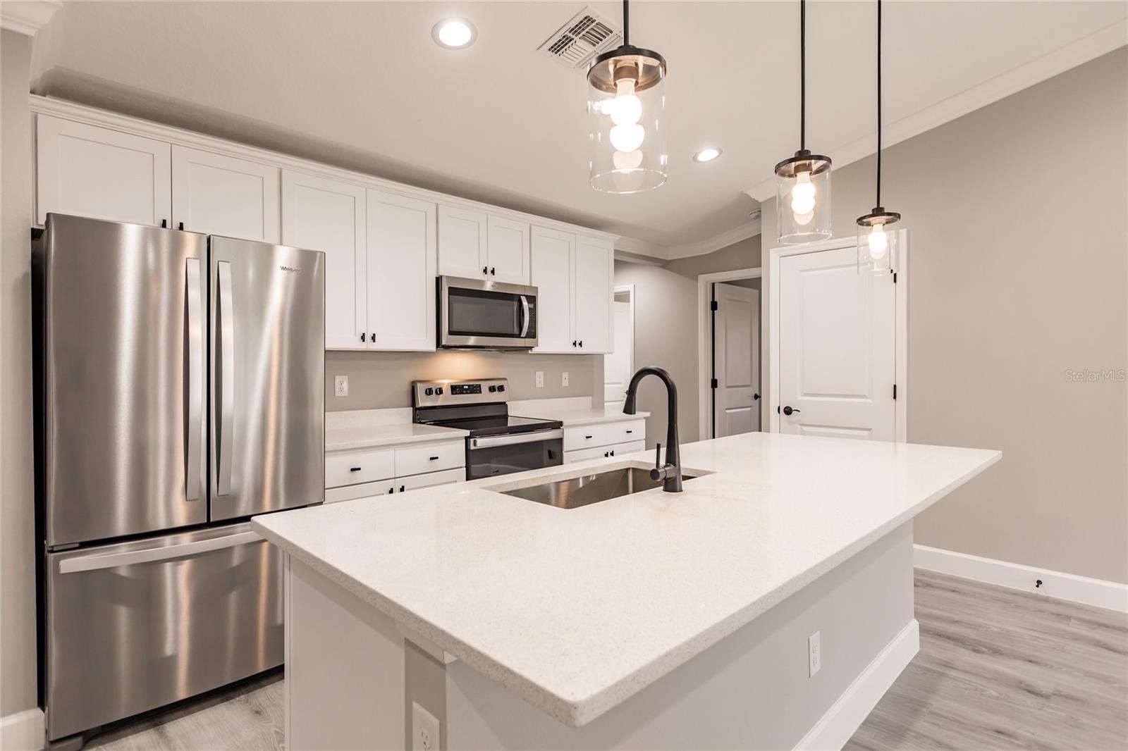 707 NE 6TH TERRACE