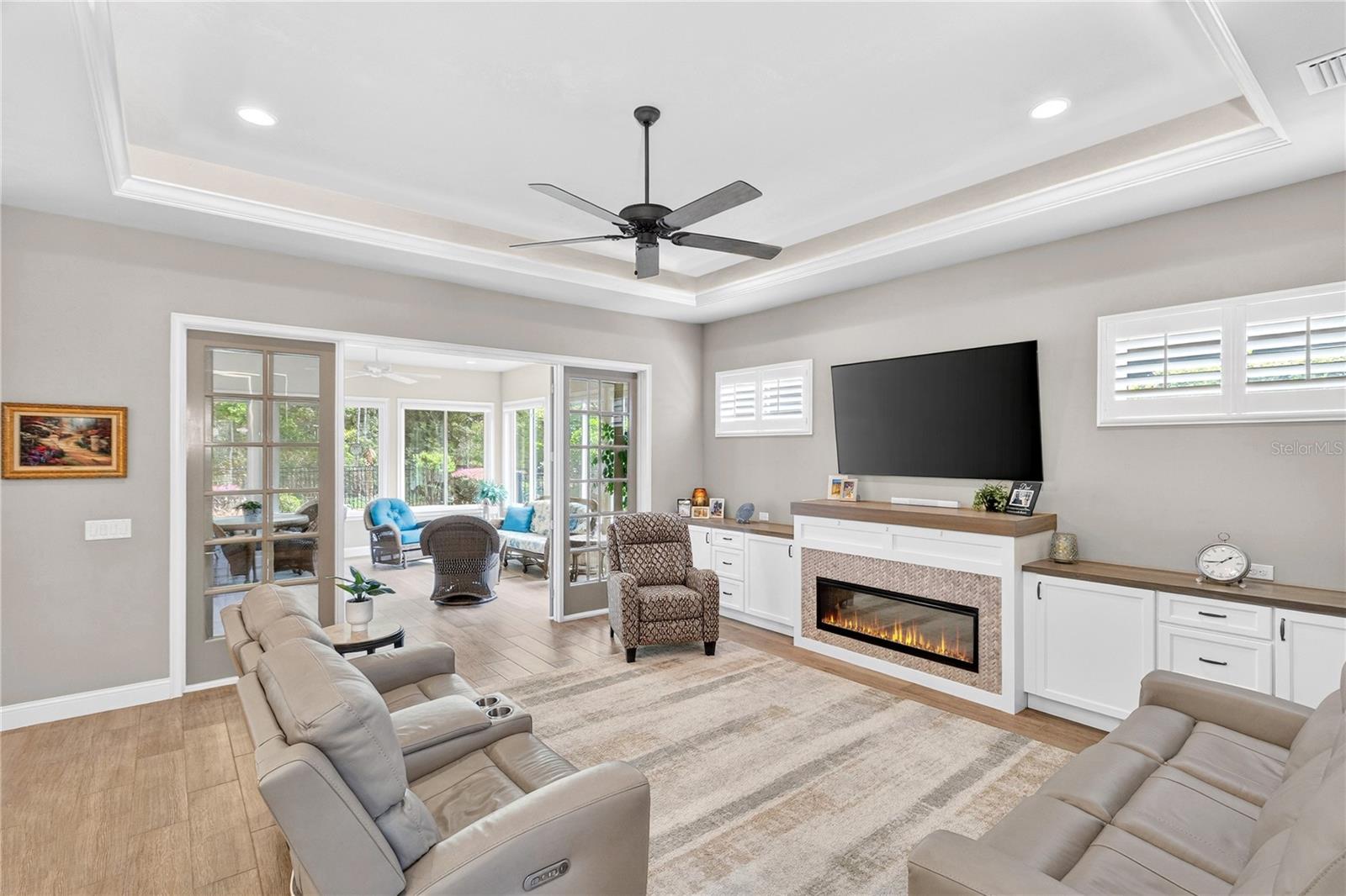 OAKMONT - Residential