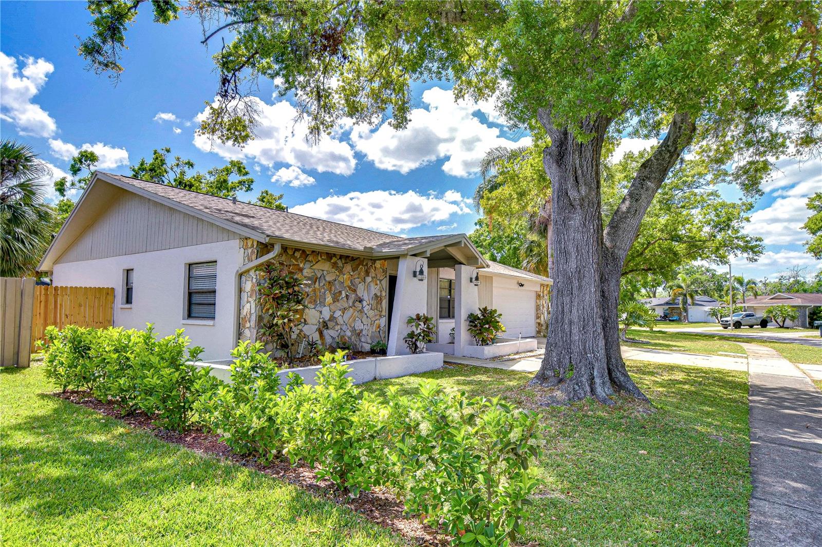 4110 SUMMERDALE DRIVE