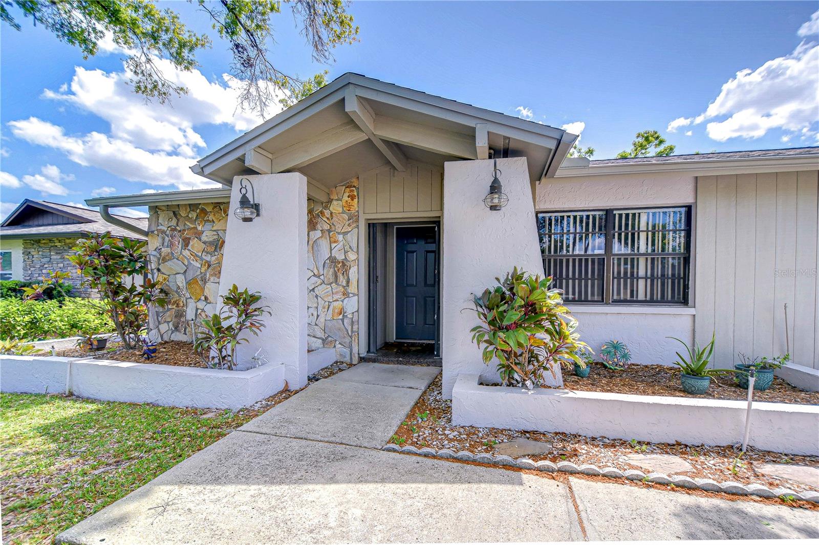 4110 SUMMERDALE DRIVE