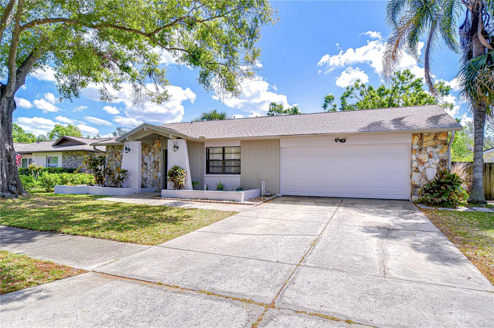 4110 SUMMERDALE DRIVE
